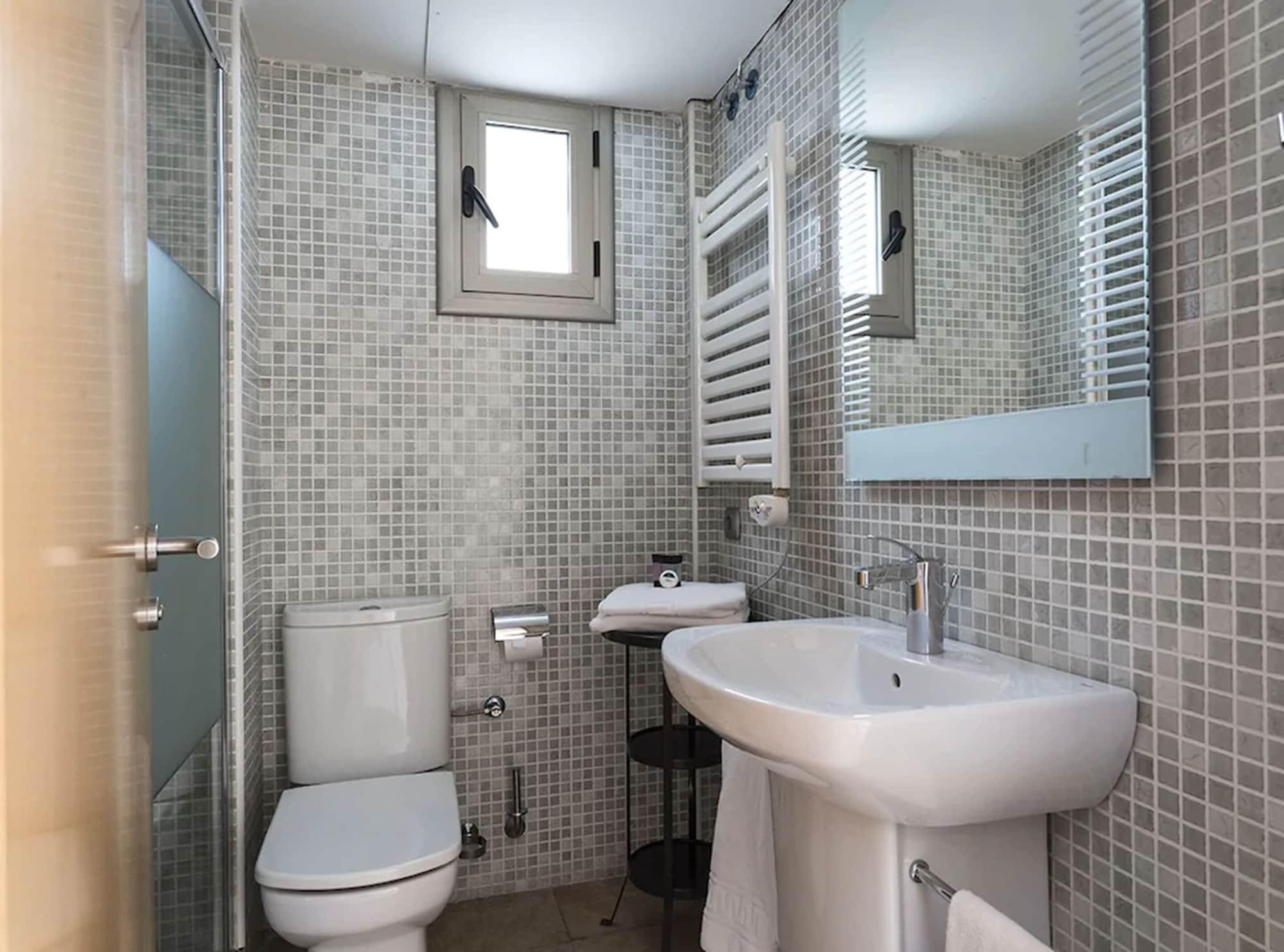 Aparthotel Bardon Кастелдефелс Екстериор снимка