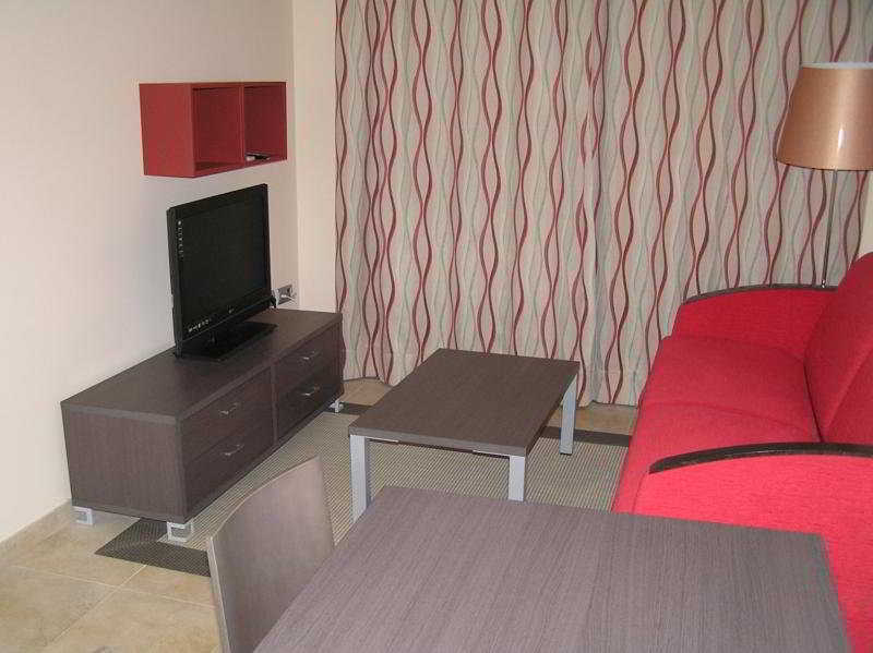 Aparthotel Bardon Кастелдефелс Екстериор снимка